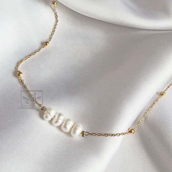 Natural Pearls Golden Necklace