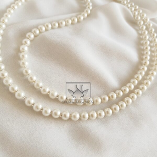 Extremely long Pearls Necklace