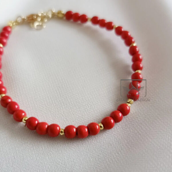 Red beads bracelet