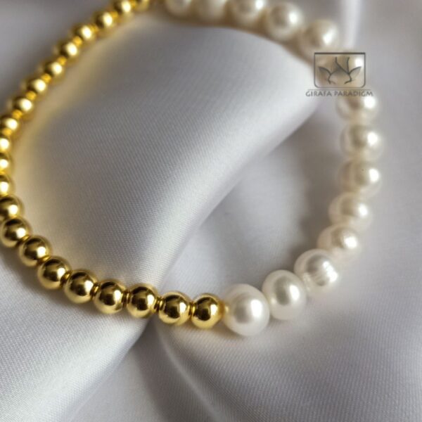 Natural Pearls Bracelet